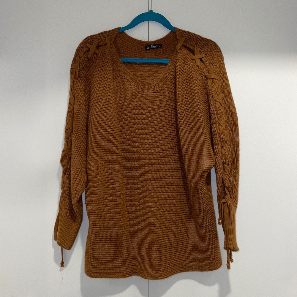 Women's sweater Size L